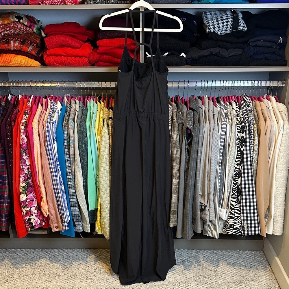 Athleta black sleeveless cinch waist hi low maxi dress size 2